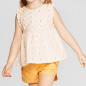 Sleeveless top and shorts set